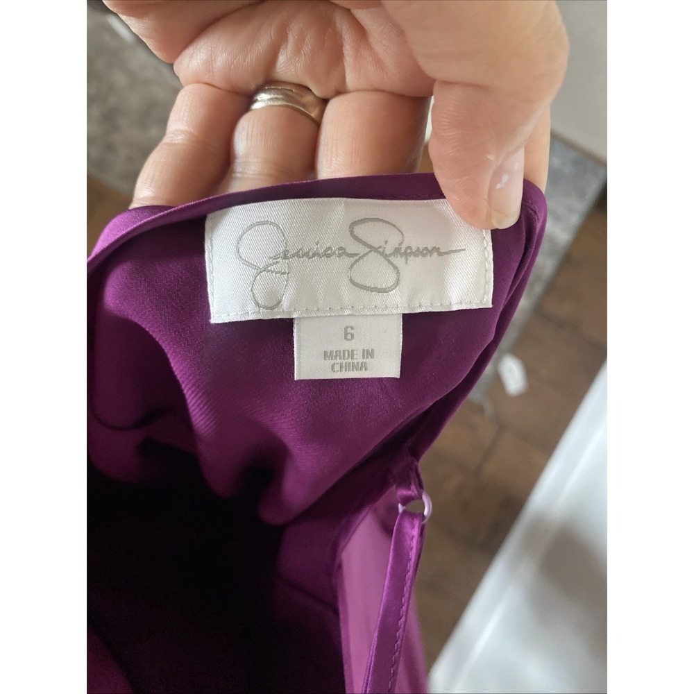 Jessica Simpson Purple Chiffon‎ Cascading Roses Dress Size 6 - Picture 5 of 6
